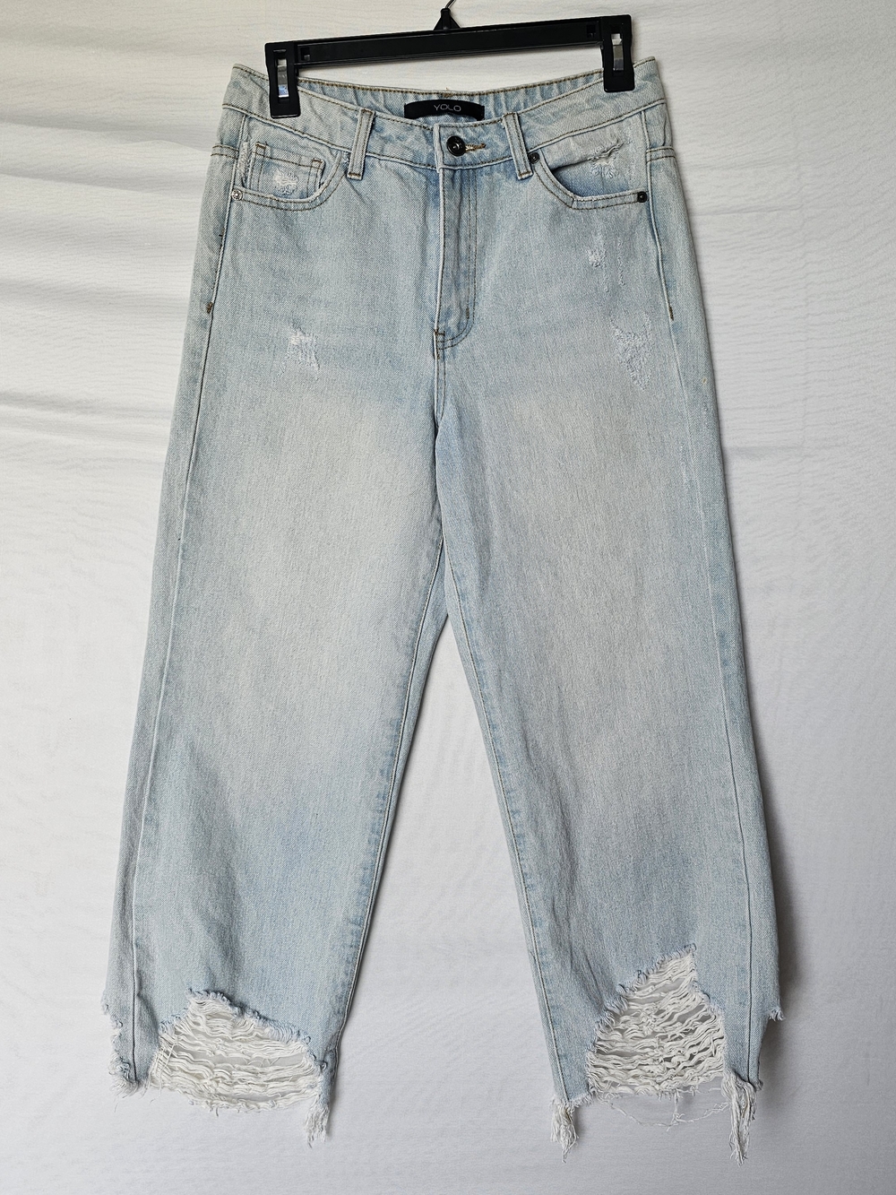 YOLO Juniors Wide Leg Jeans – Light Wash with Distressing – Size 5/26